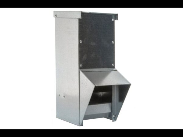 Mangeoire galvanisee small 7 kg